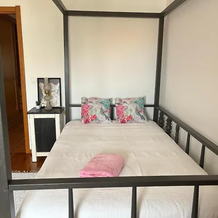 Sunny 4 Duplex With Balconies In * Peniche