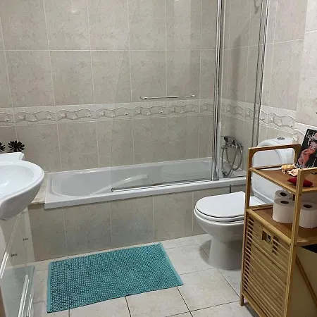 Sunny Family Duplex With Balconies In Apartman Peniche