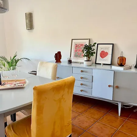 Sunny Family Duplex With Balconies In Peniche